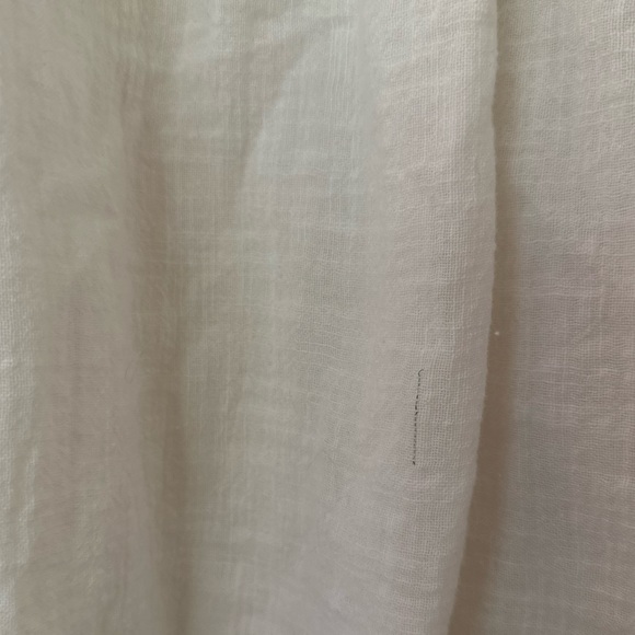 Zara Kids White Linen Peasant Blouse. Size 11-12. Beautifully made. - Picture 7 of 7